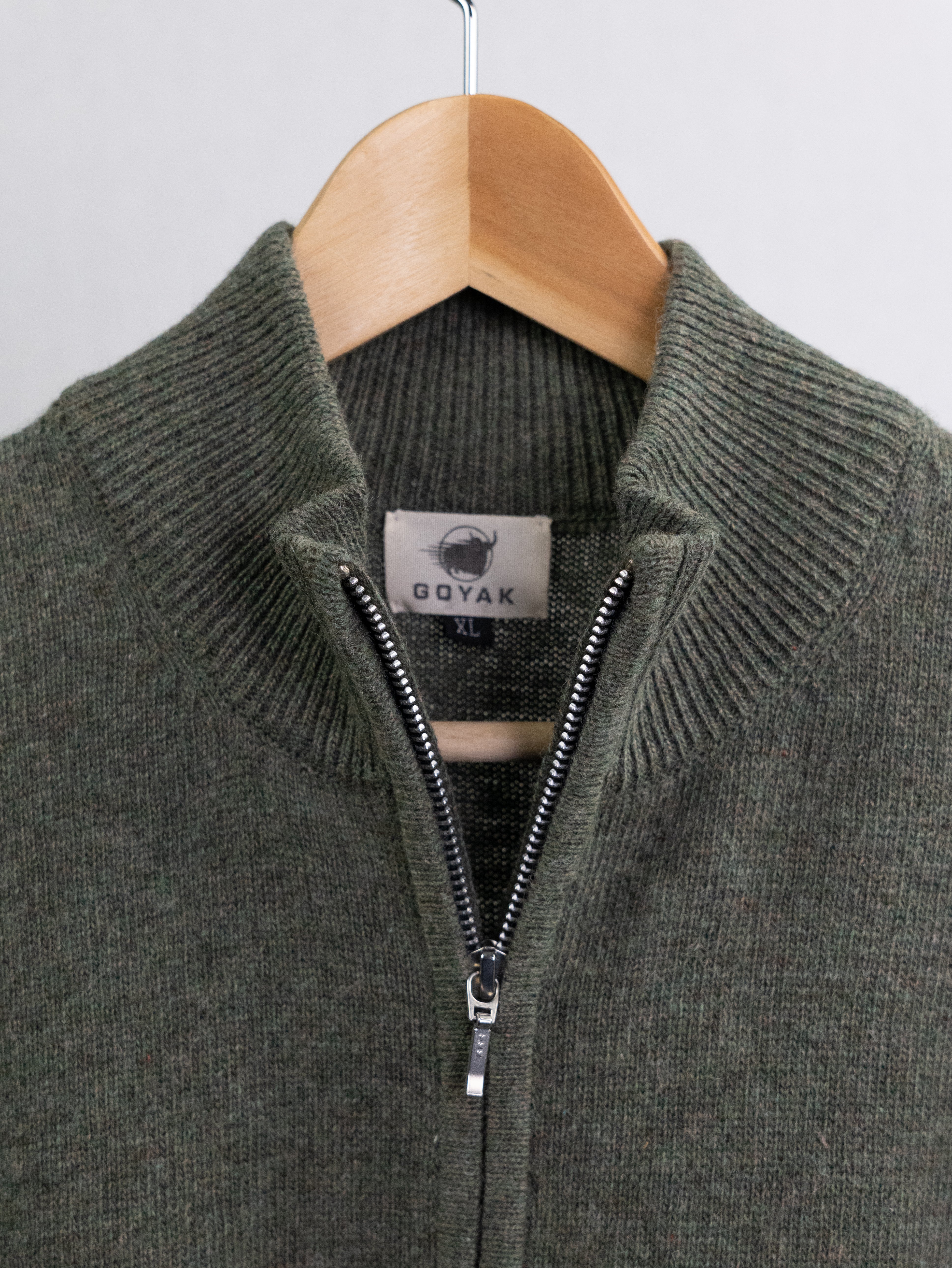 Mens Lambswool Cardigan with Zipper